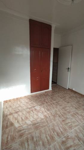 Appartement a vendre Hadjout 1 étage Acté livré foncière