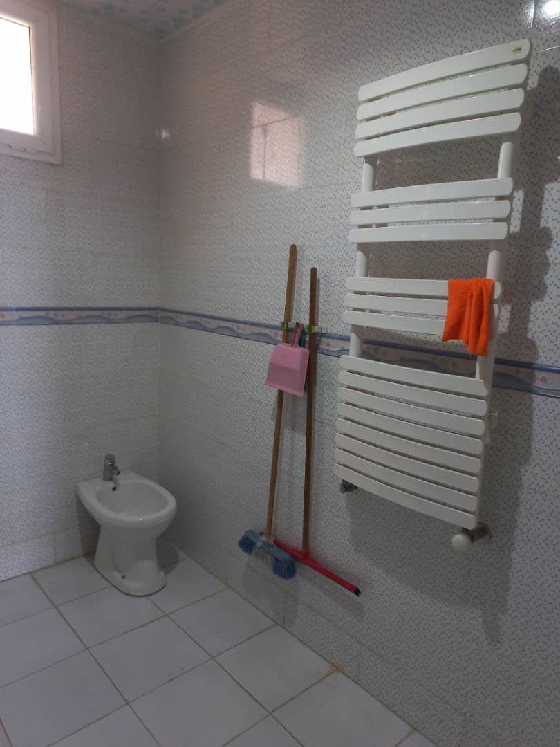 location Niveau de villa F4 a Bouzareah