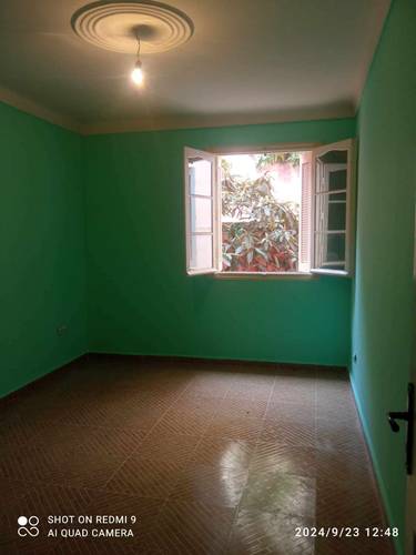 Vente appartement type F3 ayant une cour de 43 m2