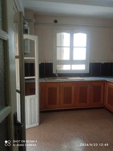 Vente appartement type F3 ayant une cour de 43 m2