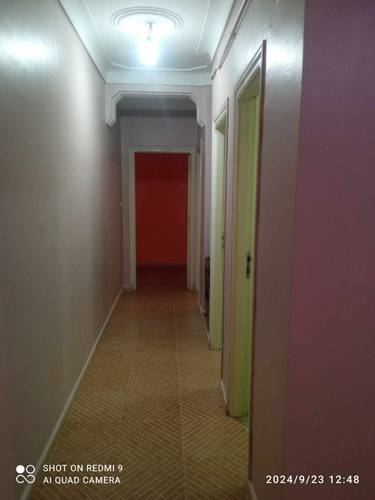 Vente appartement type F3 ayant une cour de 43 m2