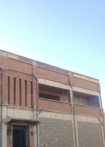 Vend grand appartement à Djdiouia