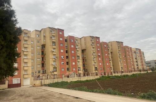 شقة f3 بواجهتين للبيع في حمادي بومرداس