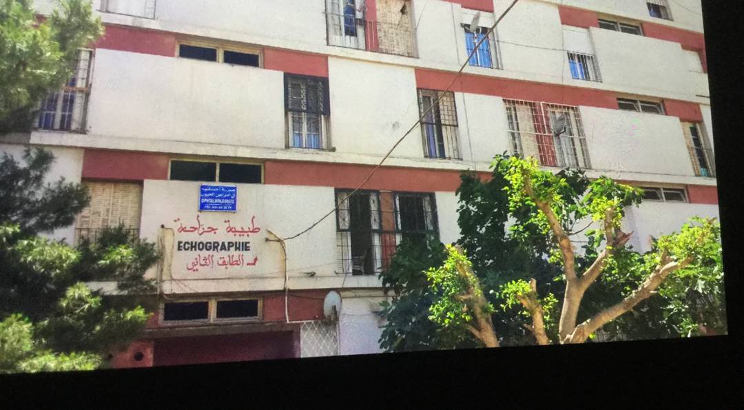 Vend un bel appartement type F4 situé à es senia - Oran