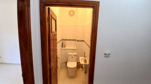 LOCATION NIVEAU DE VILLA COMMERCIAL 