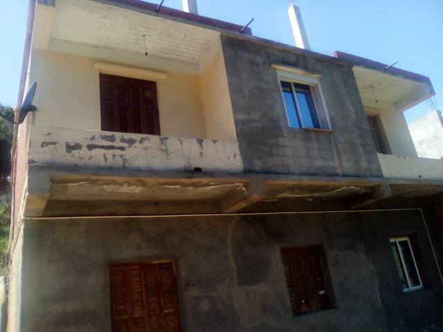 vente maison à Meghra (w) Bejaia