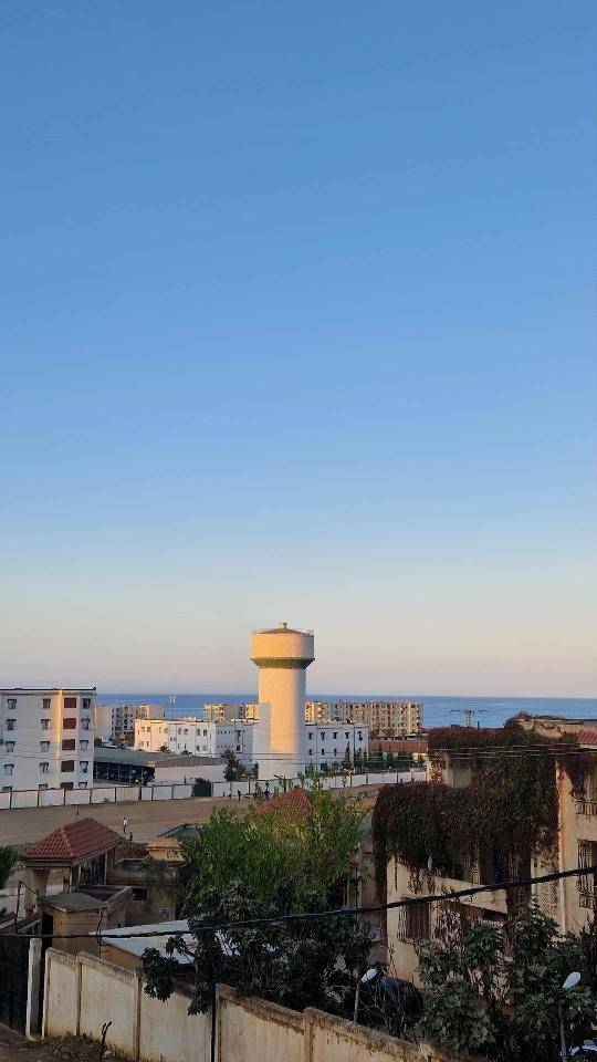  Magnifique F4 refait à neuf à Sidi Ghiles (Tipaza)