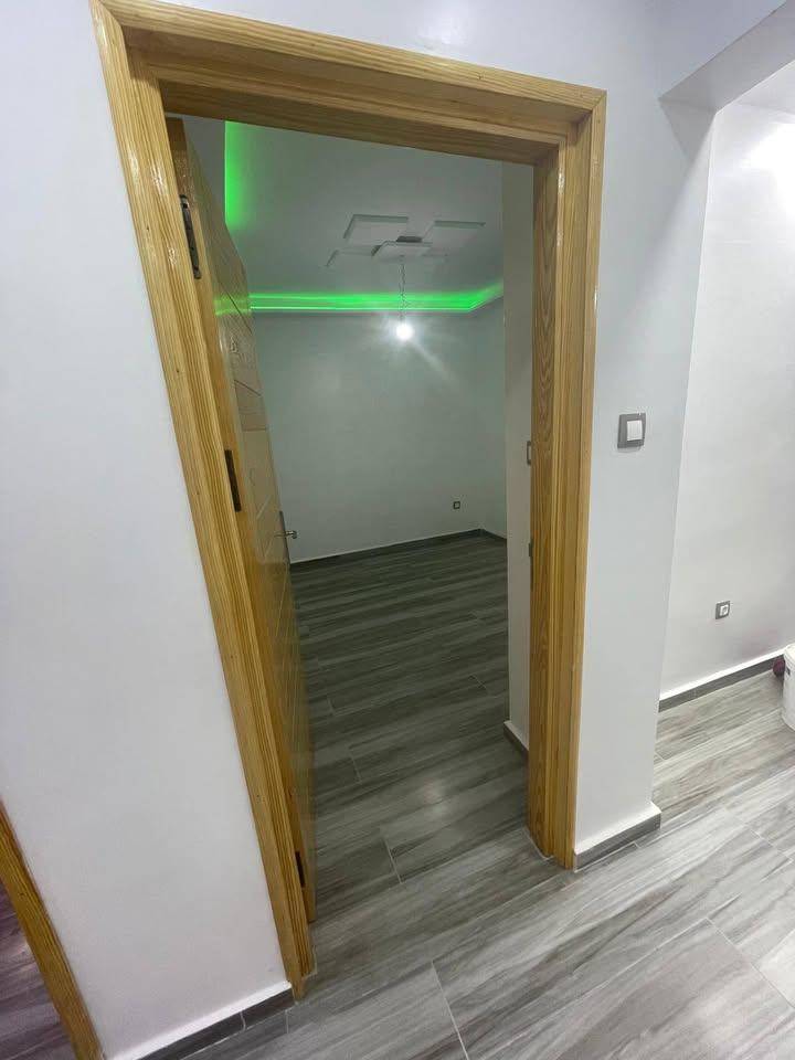 Très bel appartement F3 entièrement rénové 📍 Cité LPA