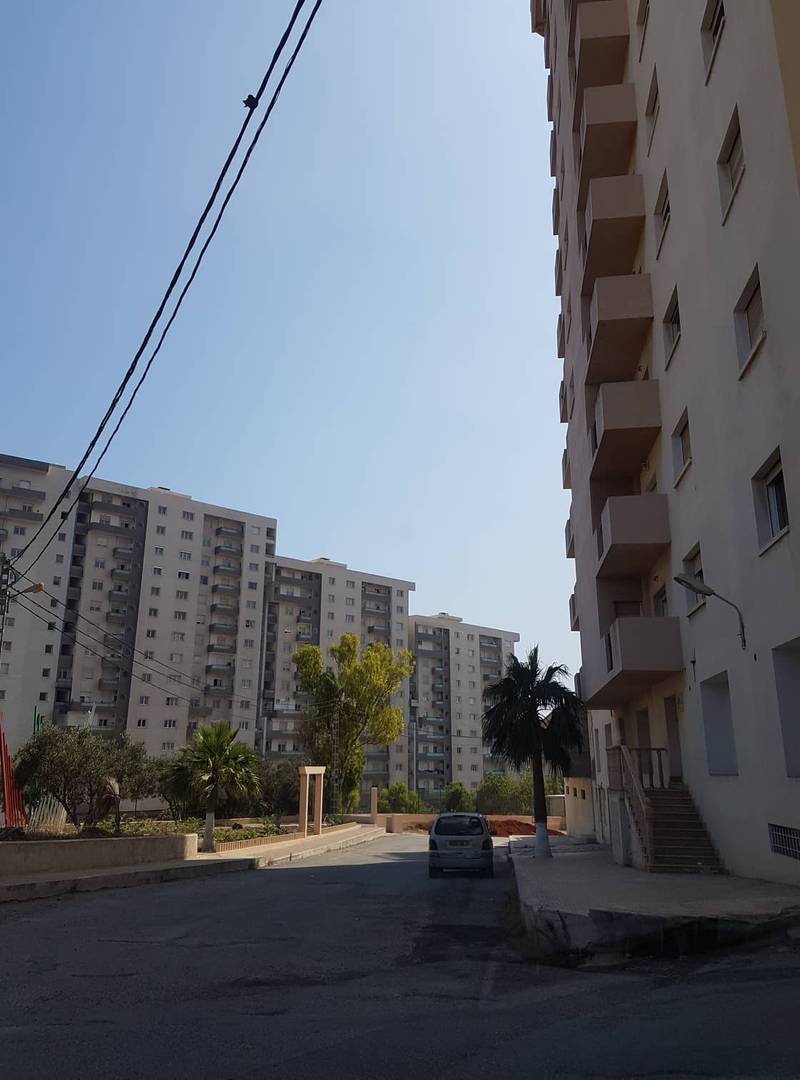 Vente f4 résidence eden (shérif athmane)