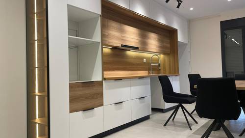 F4 Haut Standing Vue Mer – Mostaganem