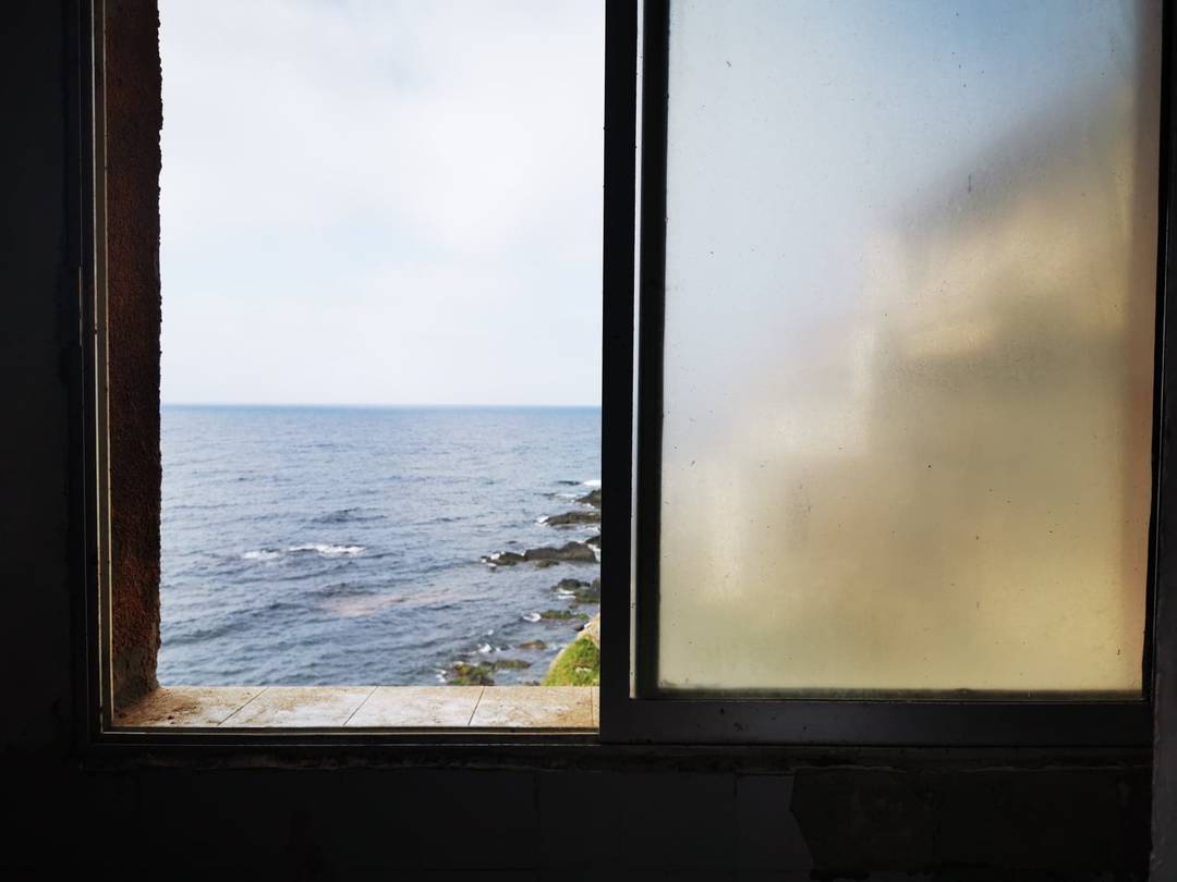 Vente de villa au bord de mer.Ain benian (La Madrague - L'Ilot).