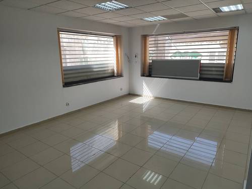 LOCATION BUREAUX