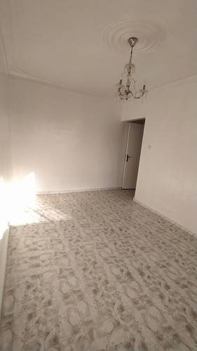 Appartement a vendre Hadjout 1 étage Acté livré foncière
