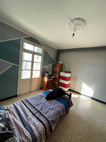Vente appartement F5 avc acte A bejaia