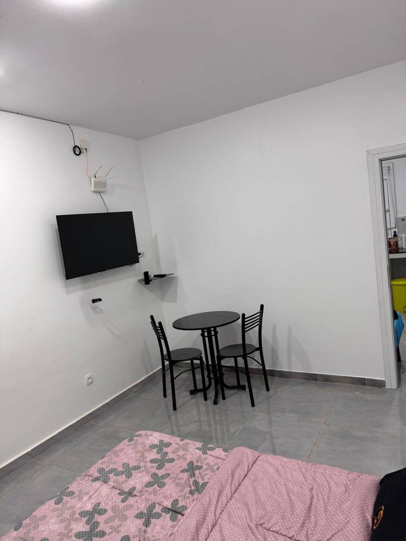 Location f2