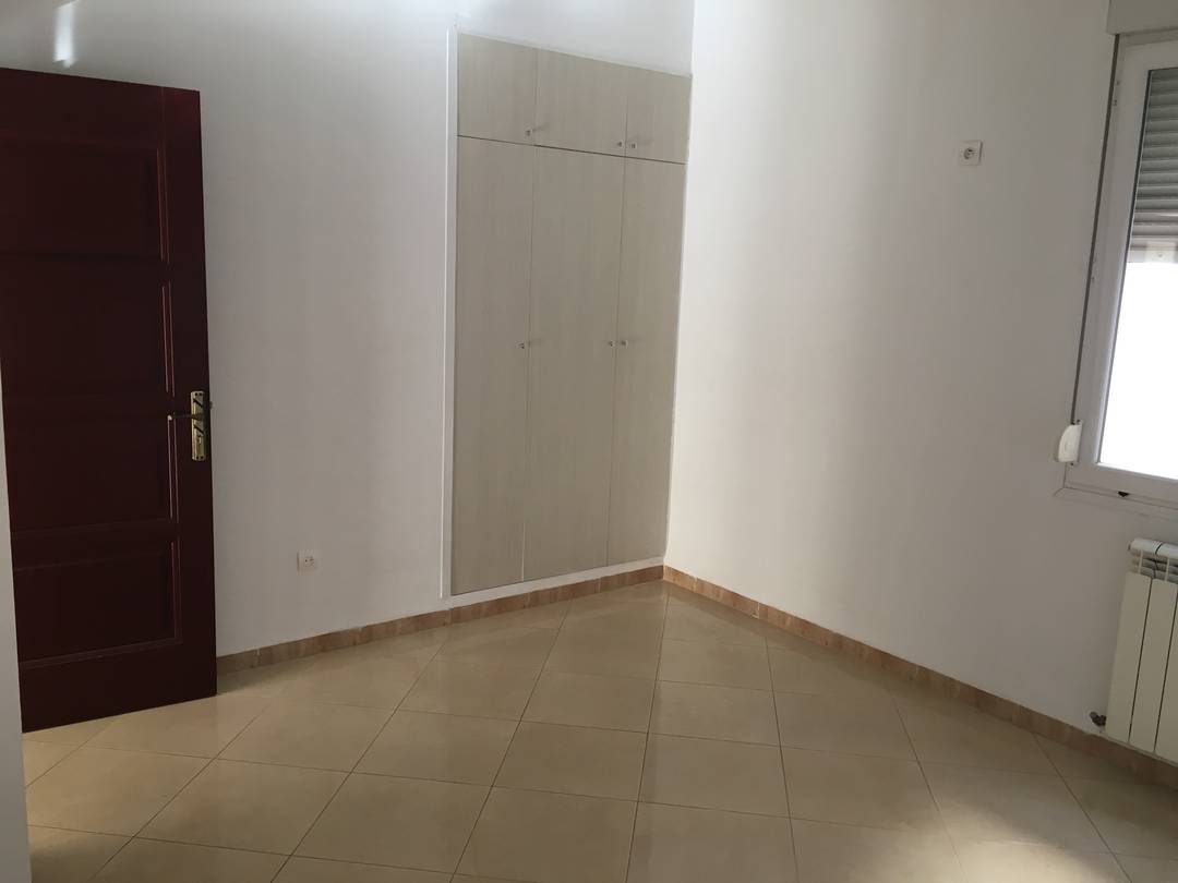 LOUE APPARTEMENT f3