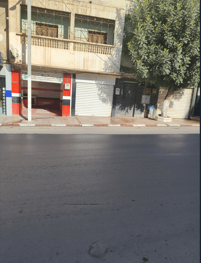 local a vendre a sidi bel abbes trig najah a cotè cafè sephax
