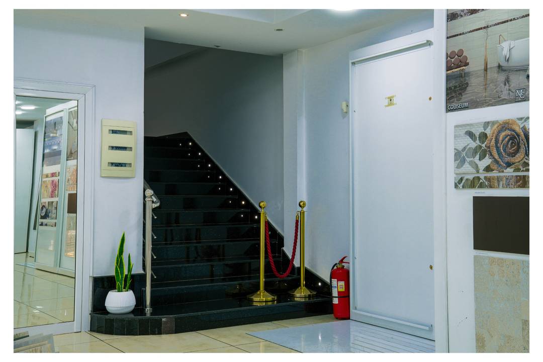 Showroom hamri trig faïence Oran