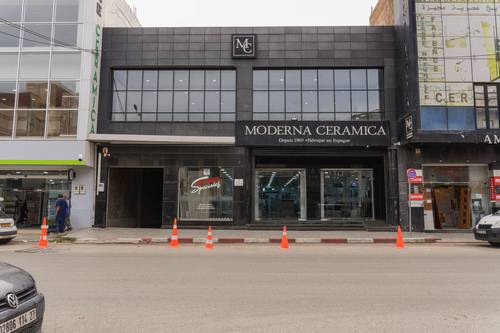 Showroom hamri trig faïence Oran 
