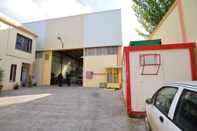Agence loue à Zaouia Beni Tamou (Blida) un hangar industriel de : 750 M²