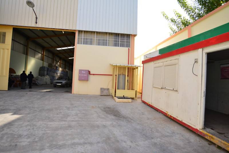 Agence loue à Zaouia Beni Tamou (Blida) un hangar industriel de : 750 M²