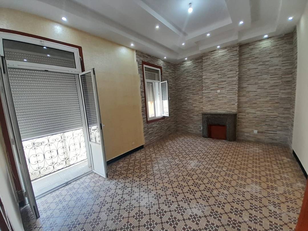 niveau de villa à louer à El Mouradia