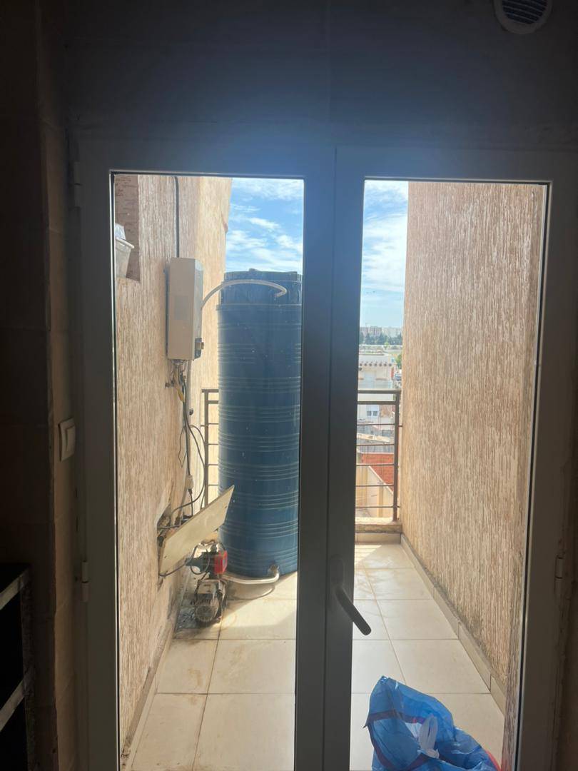 🏡 À VENDRE – APPARTEMENT F3 À LA RÉSIDENCE ESSARAYA – BOUISMAIL