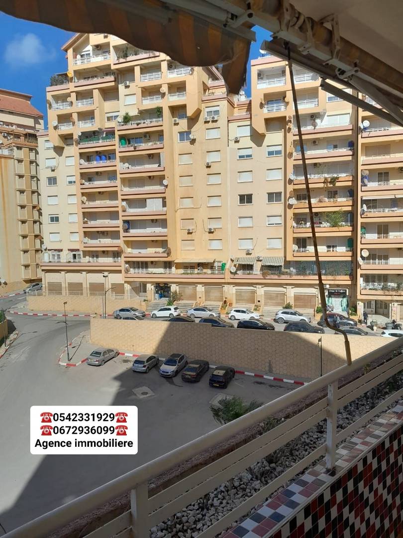 Vente appartement F3 A El Achour , URBA 2000