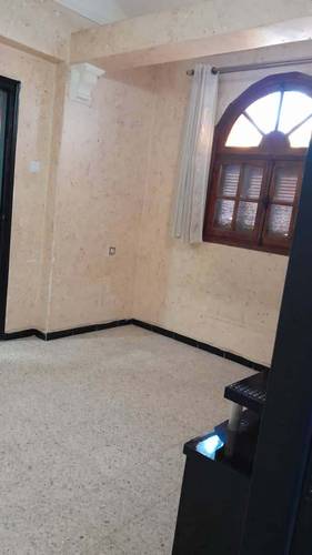 LOCATION F2 AVEC TERRASSE