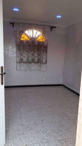 LOCATION F2 AVEC TERRASSE