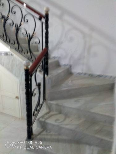 Location RDC + 1 ère étage de villa