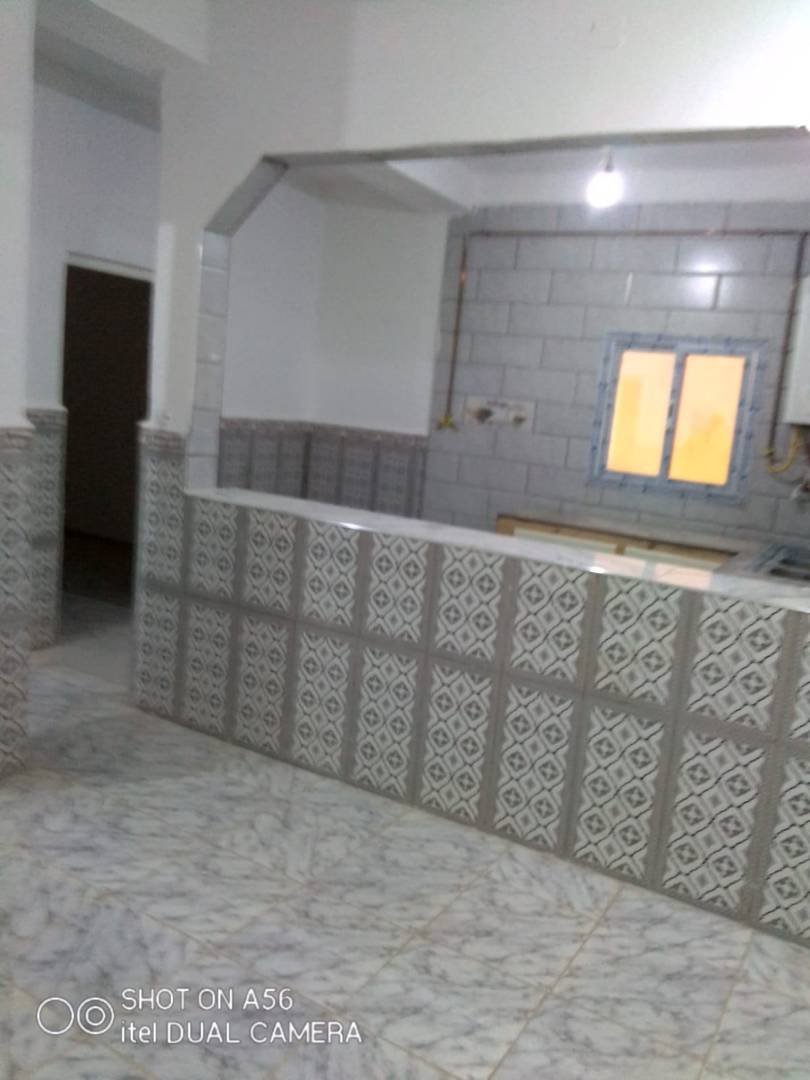 Location RDC + 1 ère étage de villa