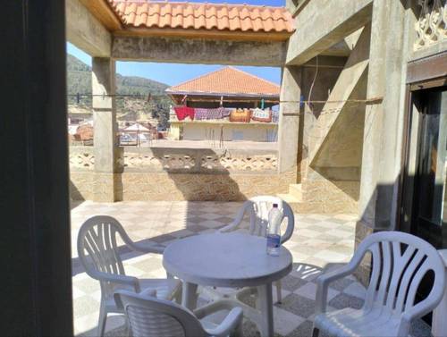 À Louer – Bel F2 à Collo, 3 min de la plage !