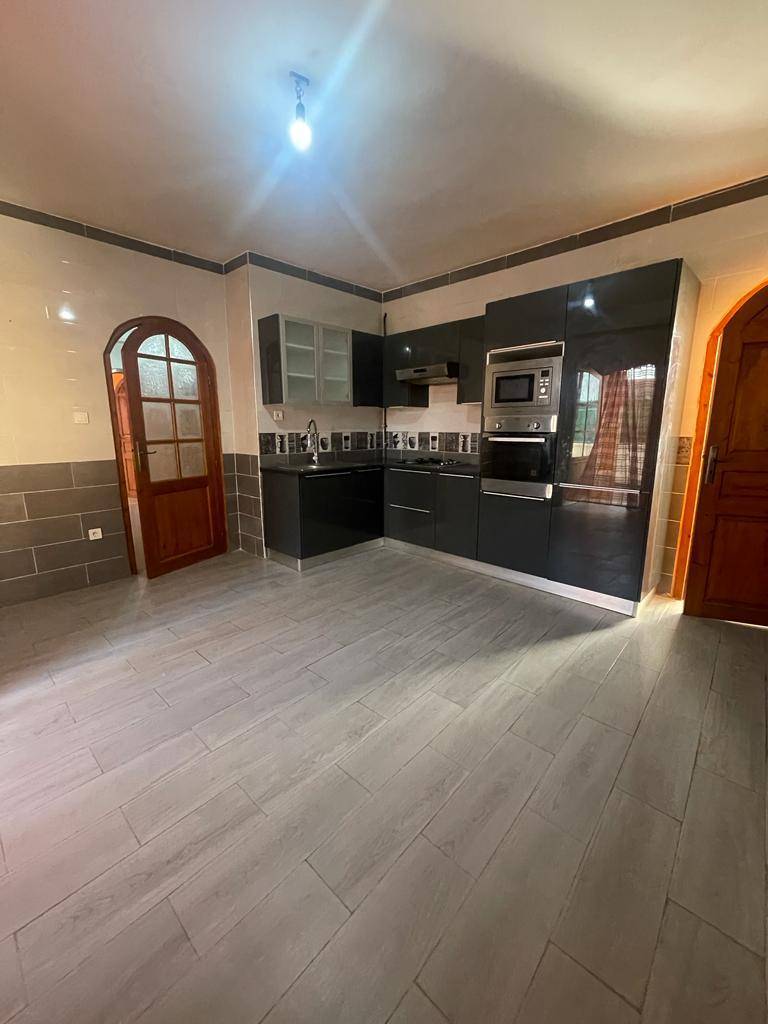 LOCATION VILLA