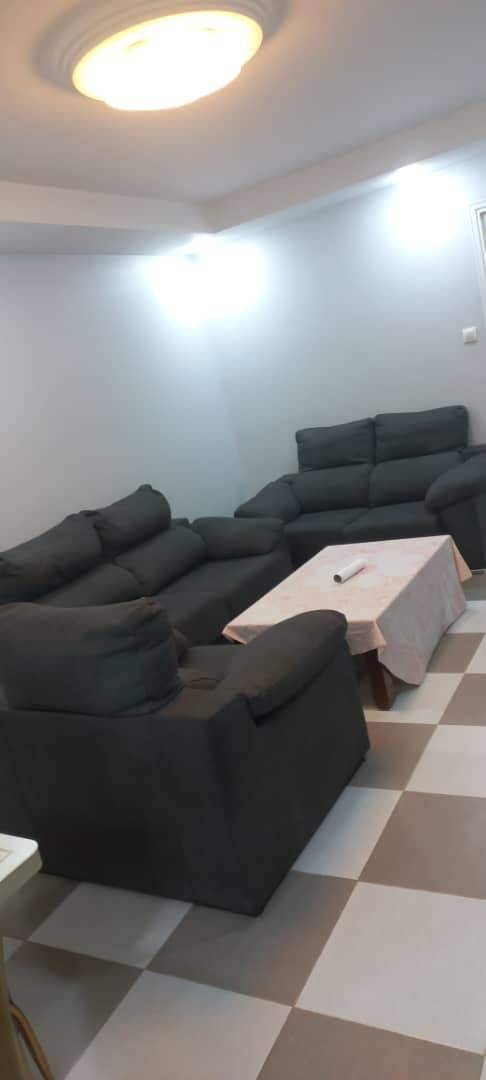 LOCATION F4 MEUBLE