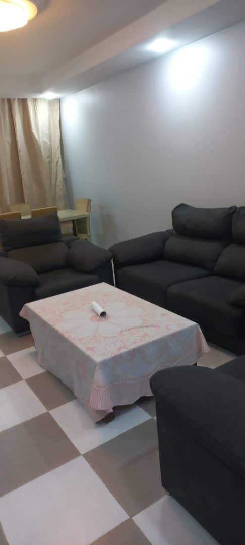 LOCATION F4 MEUBLE