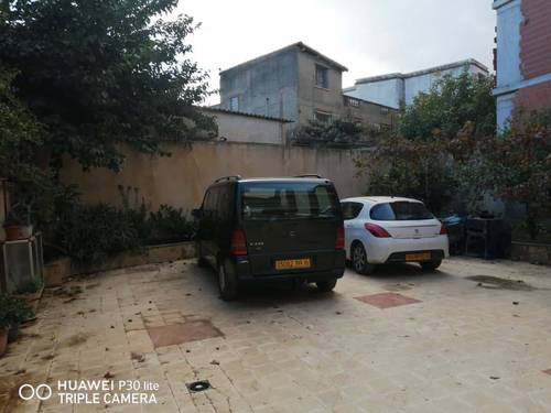 Vente villa à dely brahim 