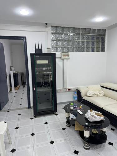 LOCATION F5 COMMERCIAL BAB EZZOUAR