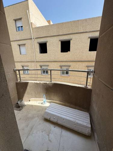 📢 للبيع شقة F4 في برج البحري  