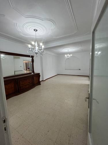 LOCATION NIVEAU DE VILLA