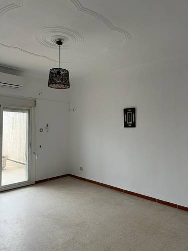 LOCATION NIVEAU DE VILLA