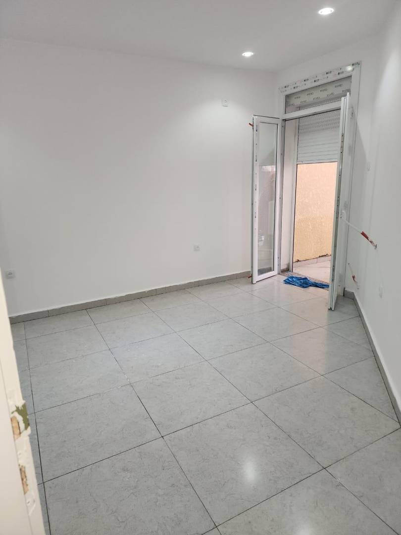 Vent Appartement F4 d'une superficie de 100 m² - Jijel