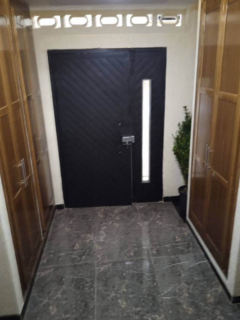 Vente Appartement F3 semi fini Rais Hamidou