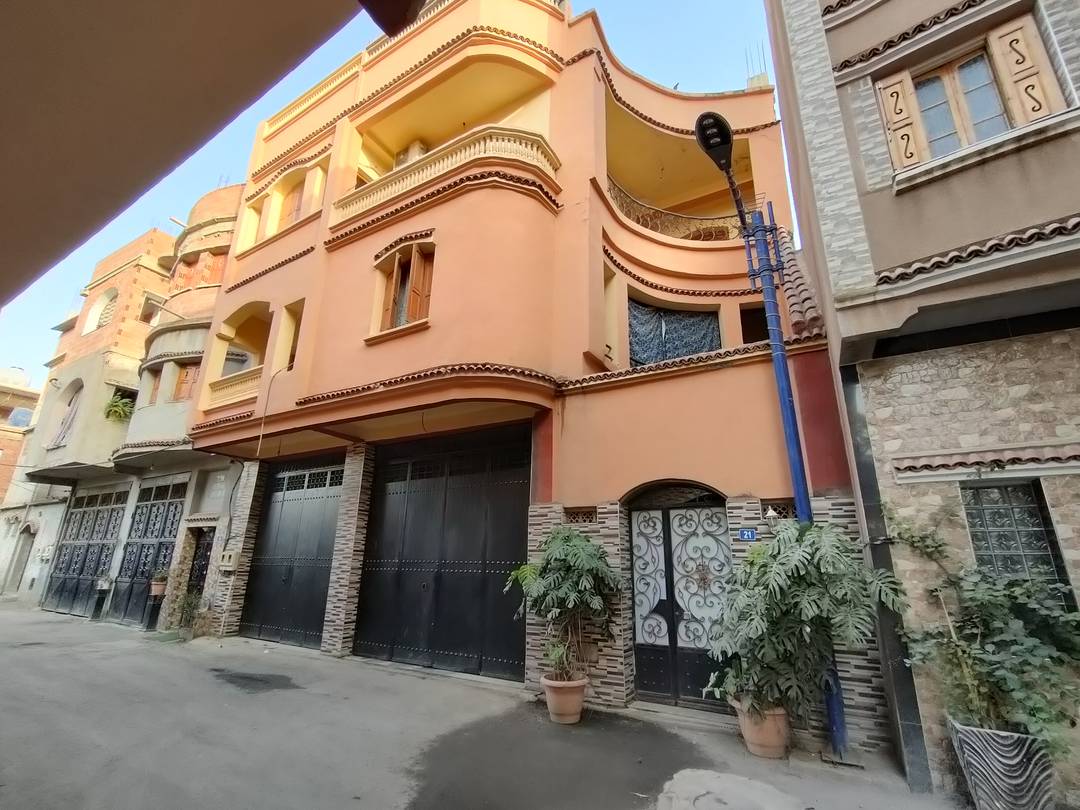 Villa tres bien finie a blida oued el alleug a vendre