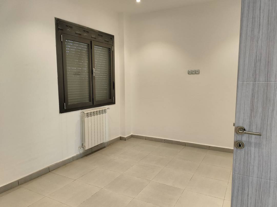 Vente appartement f4  à ain turck Oran