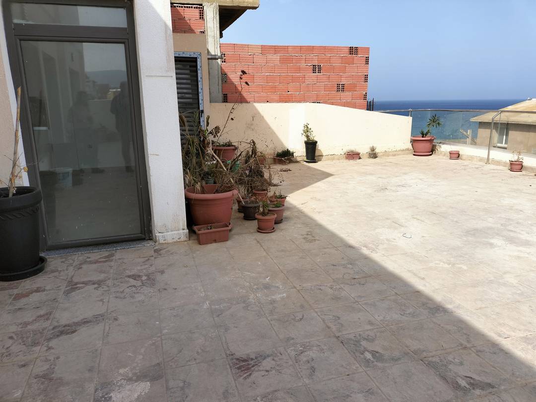 Vente appartement f4  à ain turck Oran