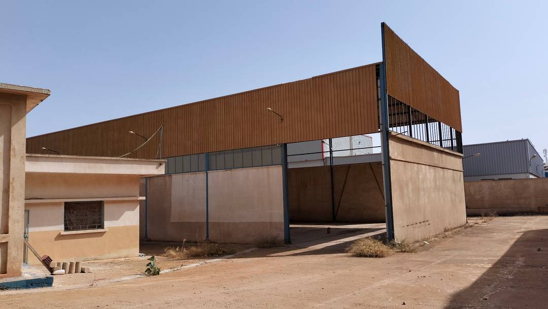 usine de 3200m² à vendre à oran