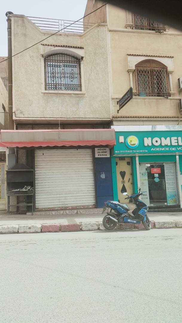 a vendre local commercial + appartement f 02