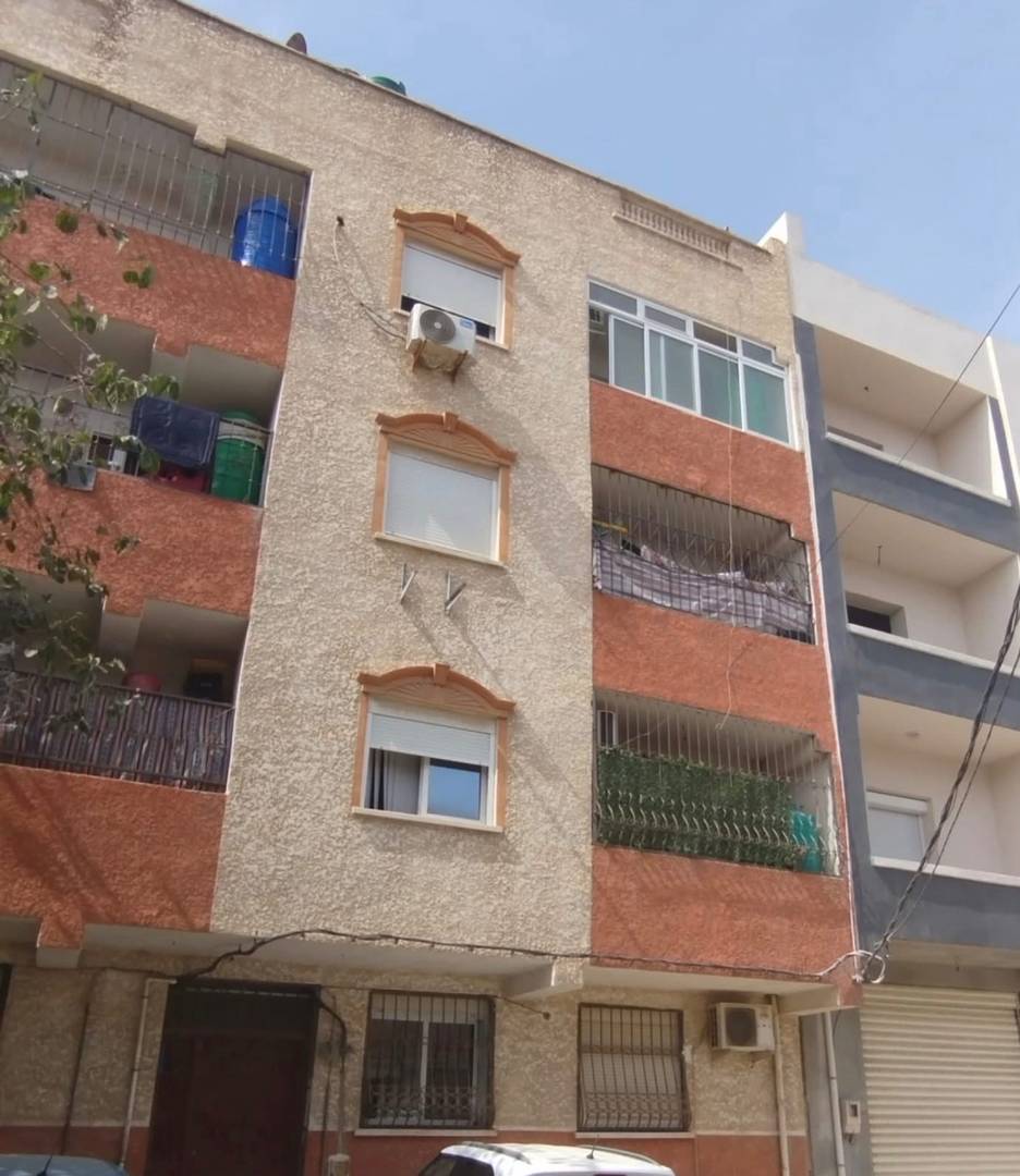 F3 centre ville corso premier étage, acte et livrer foncier