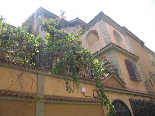 à vendre une belle villa 280m2 blida centre les rosiers en face l'ONALAIT